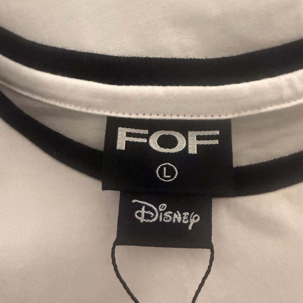 Disney Lady and the Tramp T Shirt Womens Large White Black Rib Trim NWT - Picture 7 of 8